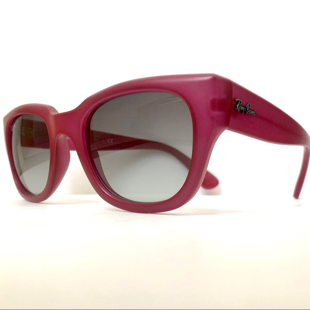 Ray-Ban Red Sunglasses RB 4178 892/11